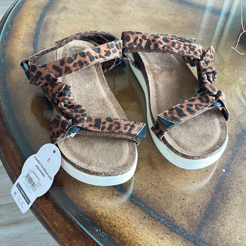 Wonder Nation Leopard Adjustable Comfort Footbed Sandals Youth Size 5